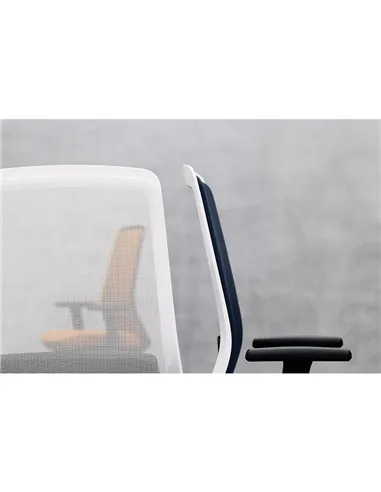 Крісло INTERSTUHL EVERY EV256 для оператора