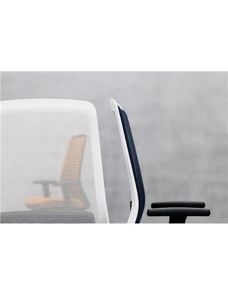 Крісло INTERSTUHL EVERY EV256 для оператора