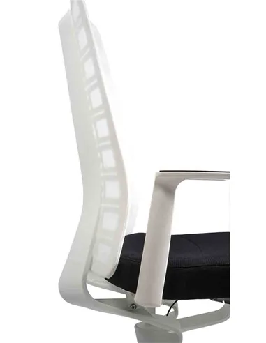 Крісло INTERSTUHL PURE PU213 WHITE