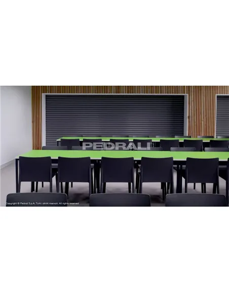Стілець PEDRALI VOLT 675 помаранчевий