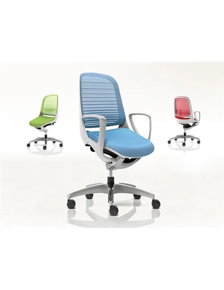Крісло Okamura Luce Aqua Blue для оператора з підлокітниками