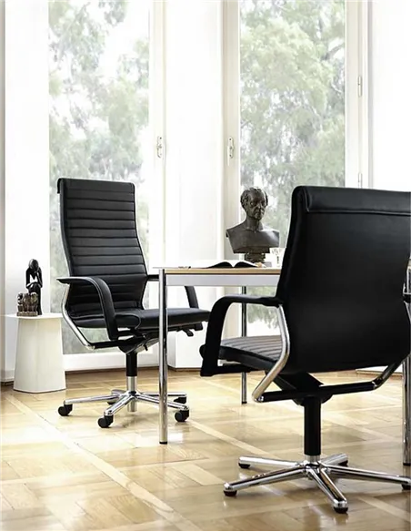 Крісло керівника WILKHAHN FS MANAGEMENT 220/92 шкіряне
