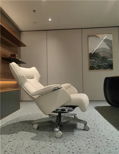 Крісло KRESLALUX ROWAN IVORY для керівника, шкіряне