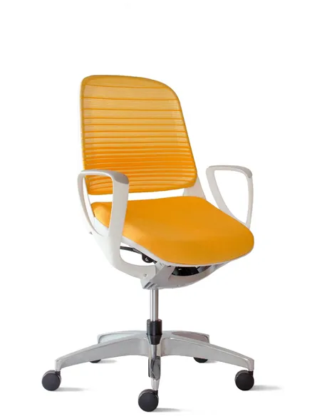 Кресло Okamura Luce Mango Yellow для оператора с подлокотниками