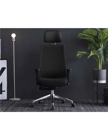 Крісло COMF-PRO TRULY BLACK, ергономічне, з підголівником
