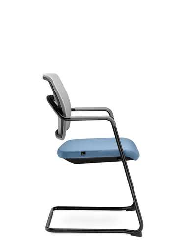 Кресло LD SEATING ARCUS 250-Z-N1 для посетителей, на полозьях