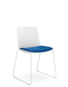 Кресло LD SEATING SKY FRESH 042-Q, для посетителей, на полозьях
