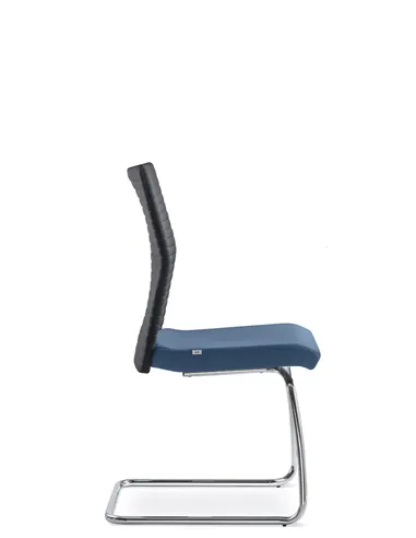 Крісло LD SEATING ELEMENT 441-Z-N4 для відвідувачів, на полозах