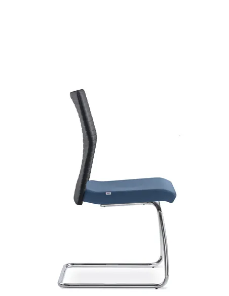 Крісло LD SEATING ELEMENT 441-Z-N4 для відвідувачів, на полозах