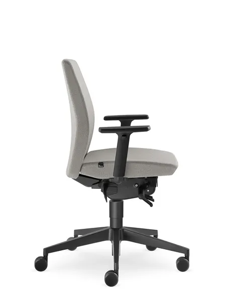 Кресло LD SEATING ALVA 332 SYS эргономичное, со средней спинкой