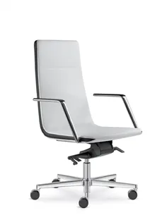 Кресло LD SEATING HARMONY 822-H кожаное, со средней спинкой