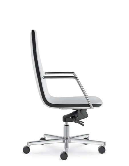 Крісло LD SEATING HARMONY 822-H шкіряне, із середньою спинкою