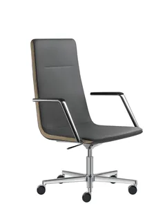 Кресло LD SEATING HARMONY 822-RA кожаное, со средней спинкой