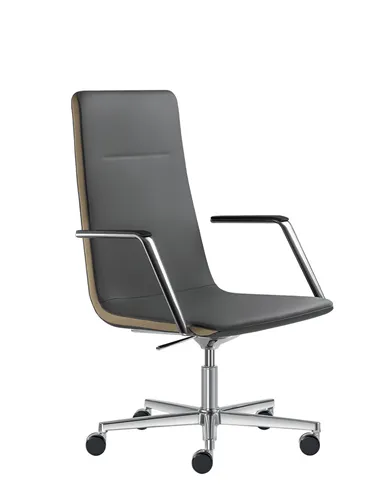 Крісло LD SEATING HARMONY 822-RA шкіряне, із середньою спинкою