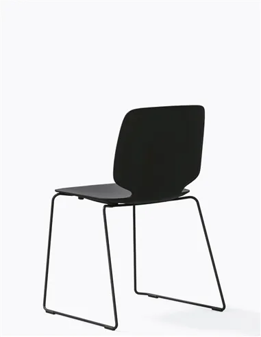 Стул PEDRALI BABILA 2740 BLACK на полозьях