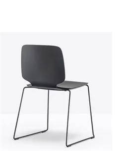 Стілець PEDRALI BABILA 2720 BLACK на полозах 2