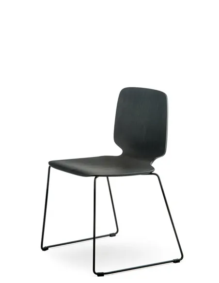 Стул PEDRALI BABILA 2720 BLACK на полозьях