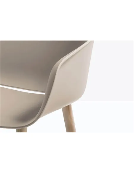 Стілець PEDRALI BABILA XL 2754