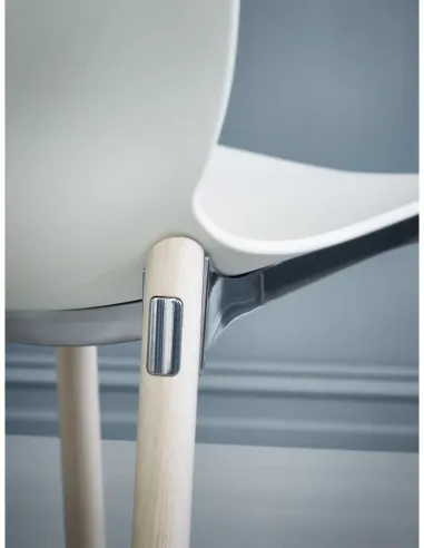 Крісло PROFIM NOOR WOODEN LEGS 6080 VANILLA, NATURAL ASH