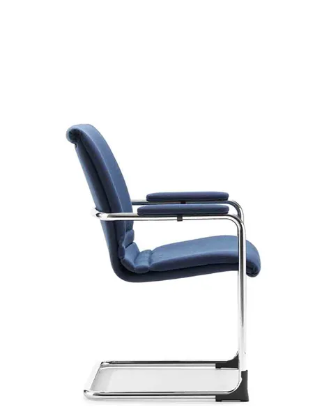 Кресло VAGHI MODUS 150 GUEST CHAIR 512C, на полозьях