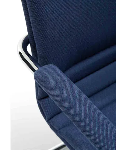 Кресло VAGHI MODUS 150 GUEST CHAIR 512C, на полозьях
